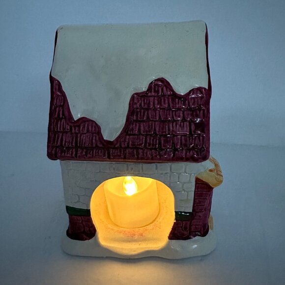 Hand-Painted Ceramic Holiday Village Candle Holder With Box CANDLE NOT INCLUDED - Picture 5 of 9